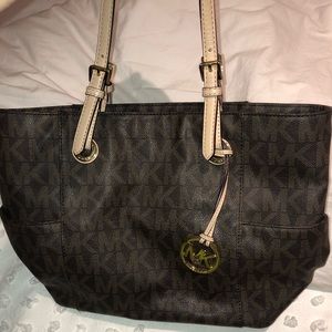 Michael Kors Tote